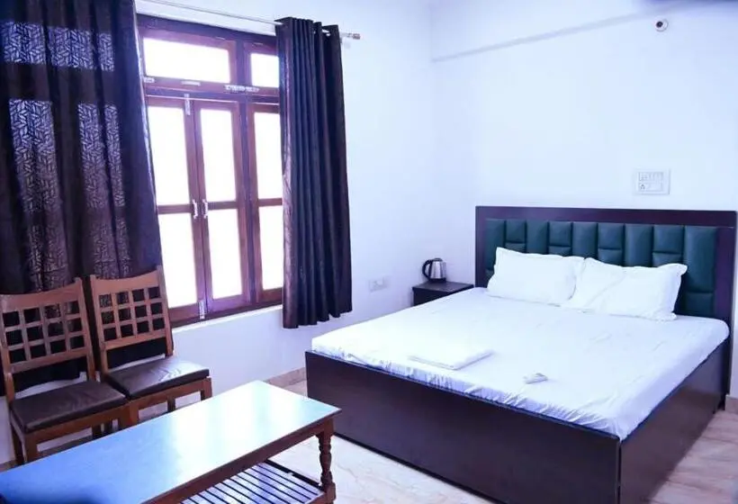 Quarto Familiar Deluxe, Rameti