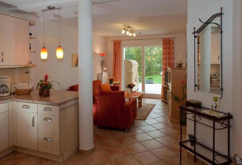 带1个卧室的带阳台的公寓, Residenz Strandkrone 06