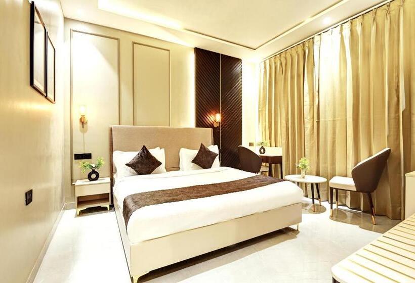 디럭스 룸, Saltstayz Olive   Pitampura