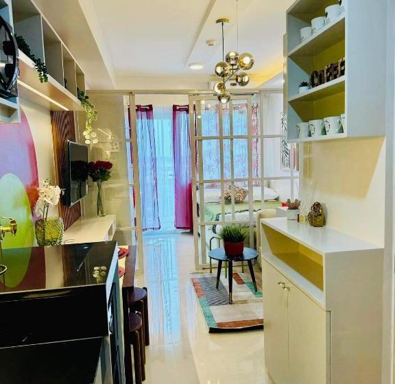 استودیوی استاندارد, Kathy S Place At Style Residences