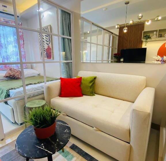 استودیوی استاندارد, Kathy S Place At Style Residences