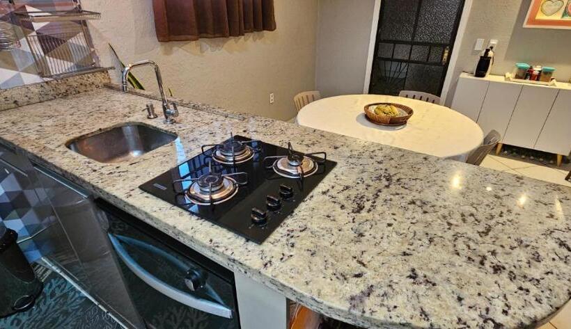 سوییت خانوادگی, Apartamento Aconchegante Com 2 Quartos