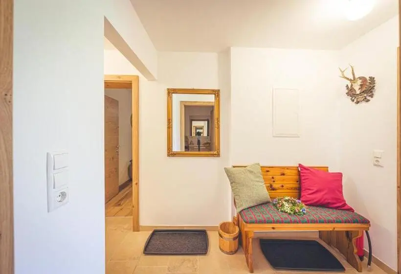 スーペリアの４人部屋, Haus Lemmerer
