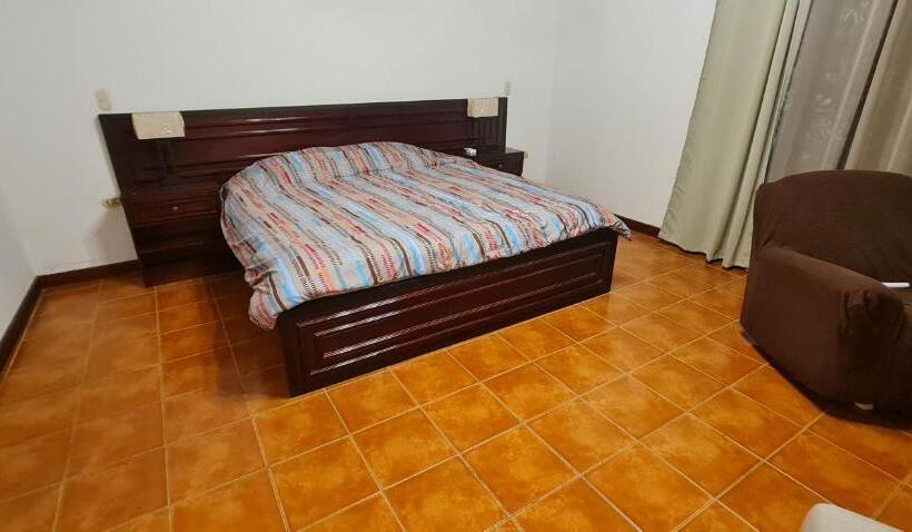 バルコニー付きスタンダードルーム, Hostal Casa San Mateo