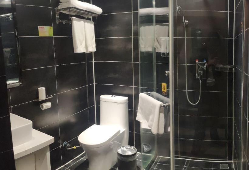 חדר סופריור עם מיטת קינג, 海菲酒店 郑州高铁东站cbd国际会展中心店