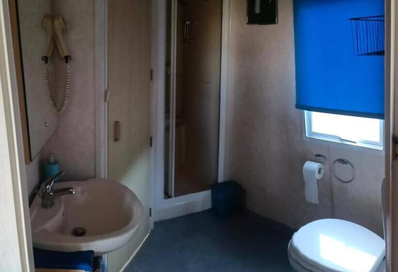 חדר בסיסי, Casacocco    Agri Host