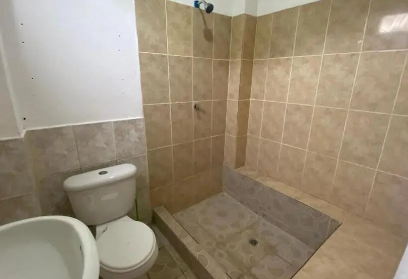 اتاق لوکس با بالکن, Hostería Del Puerto
