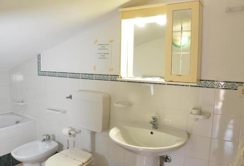 بنجلو عائلى, Sicily Penta Dream House