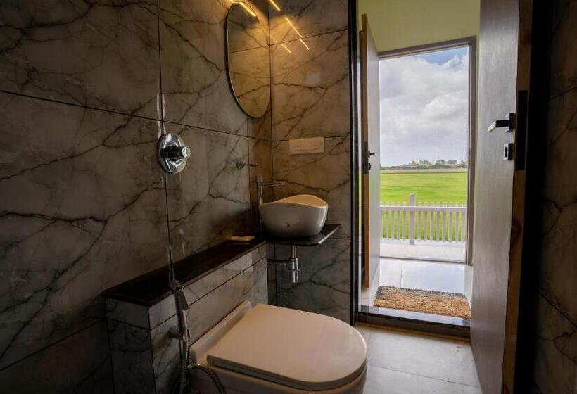 Номер Deluxe, Stay Leisurely Pavillion By The Hills, Lonavala Stadium View Rooms