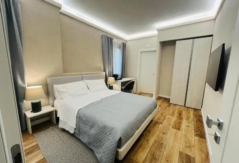 اتاق سوپریور با تخت بزرگ, Maison Madeleine