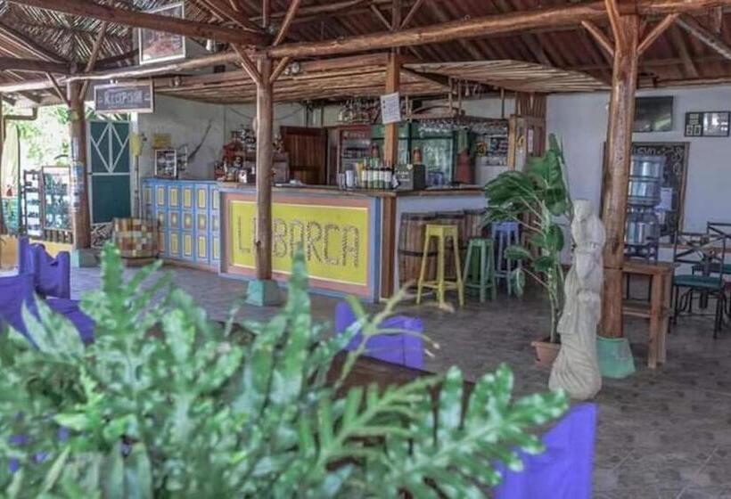 اتاق استاندارد سه نفره, Room In Guest Room Undefined