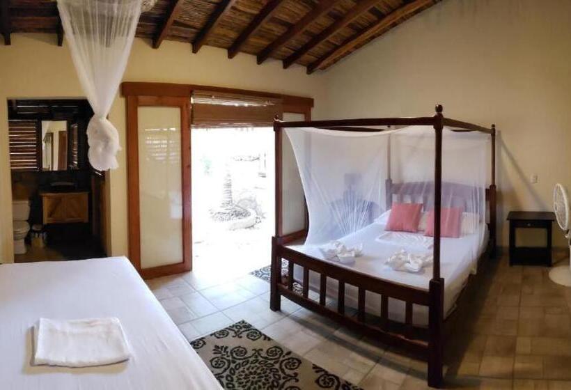 اتاق استاندارد سه نفره, Room In Guest Room Undefined