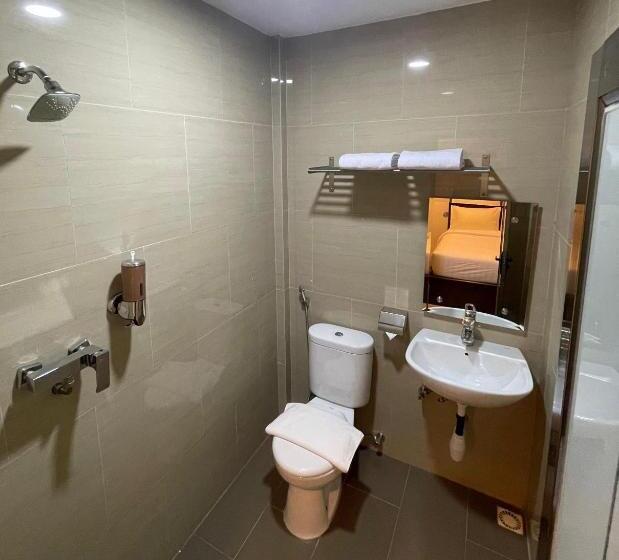Номер Deluxe, Xten Guest House Near Harbour Bay Batam