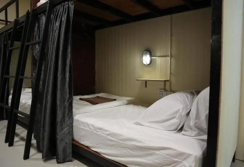Seng i Delt Værelse, The Cocoon Hostel