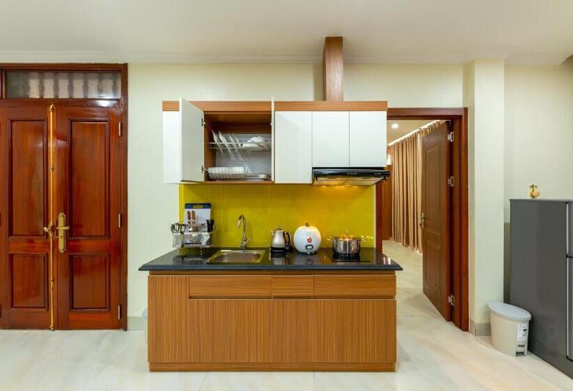 آپارتمان لوکس 1 خوابه, The Paradise Apartment   61 Hung Vuong 2, Ninh Binh City