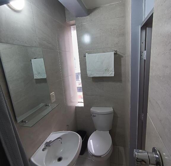 اتاق استاندارد یک نفره, Front Vista