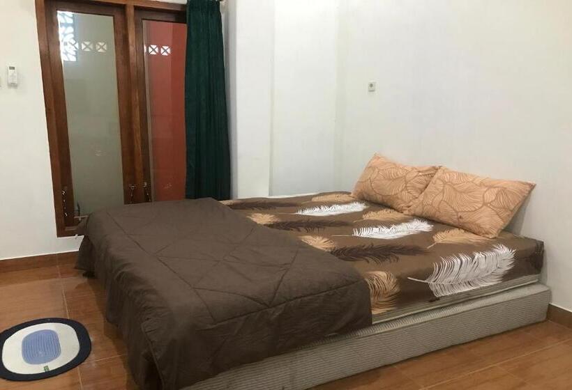 디럭스 룸, Oyo 94153 Bantul Syariah Homestay