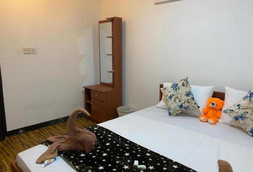 スタンダードルーム, Queen S Mahal Rooms