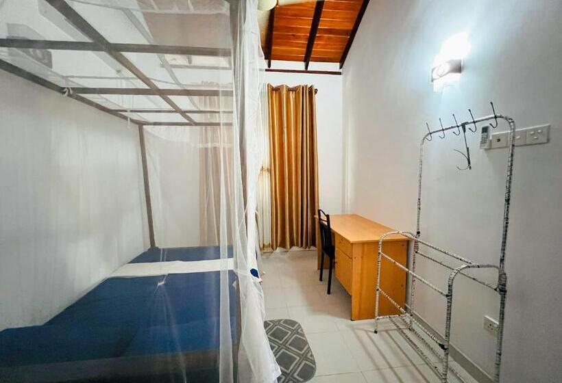 스탠다드 룸, The Hidden Gem Polhena