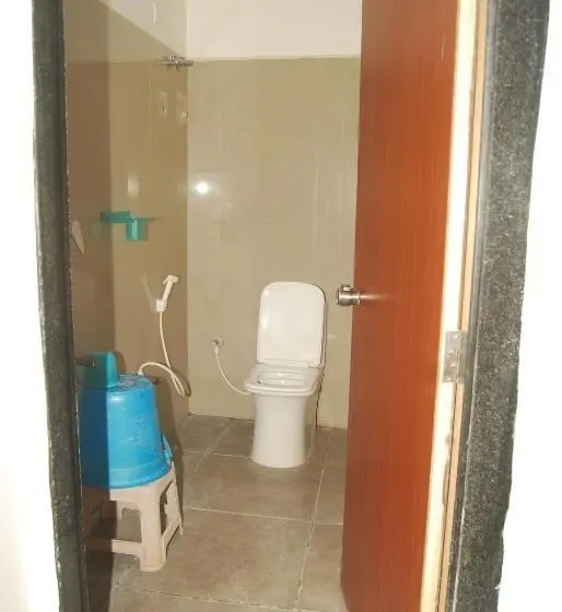 デラックストリプルルーム, Sri Kakateeya Grand Residency Bhadrachalam Hotel Residency Stay Rooms