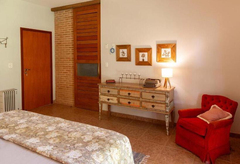 スーペリアールーム, Hospedaria Recanto Da Montanha