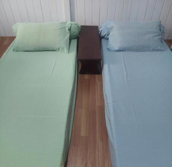 חדר אקונומי, Chrisma Bed And Breakfast