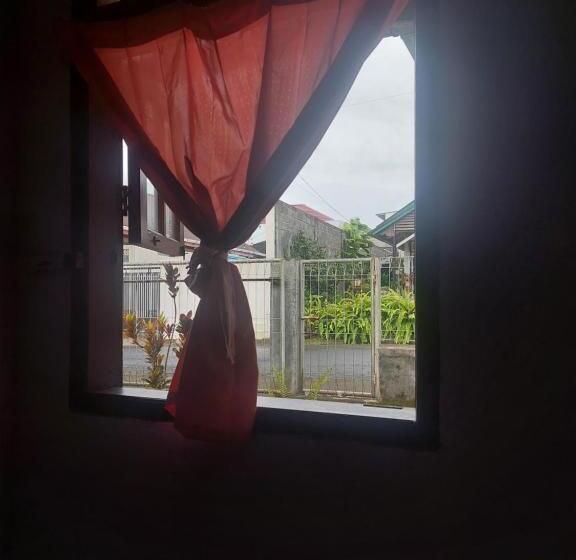 חדר אקונומי יחיד, Chrisma Bed And Breakfast