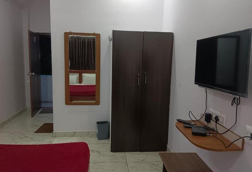 غرفة ديلوكس, Green Island Nature Resort With Swimming Pool