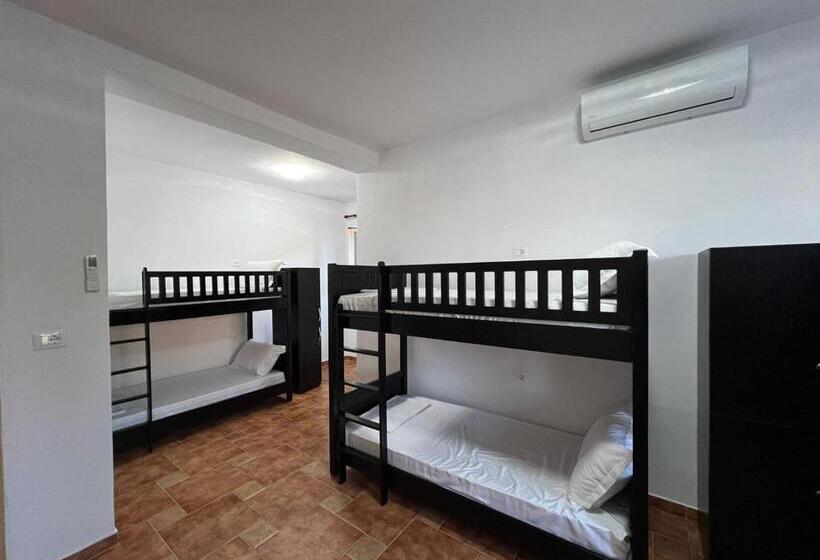 اتاق خانوادگی با سرویس بهداشتی مشترک, Hostel Havenwood