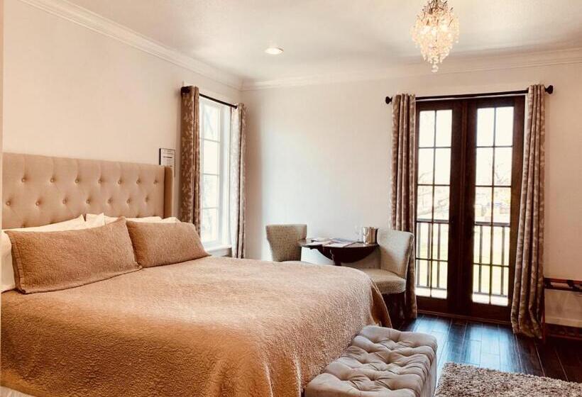 带阳台套房, Emigrant S Inn