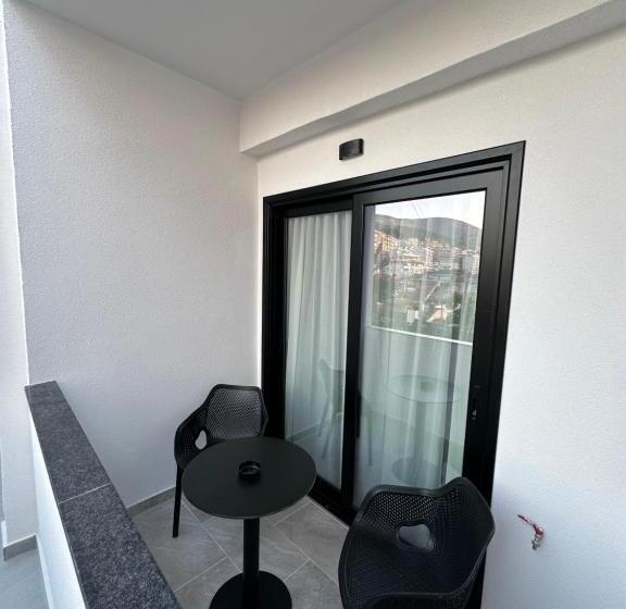 1ベッドルームアパートメント, Io S Apartments