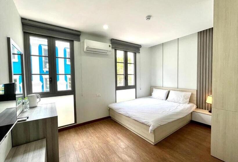 اتاق لوکس, Palms