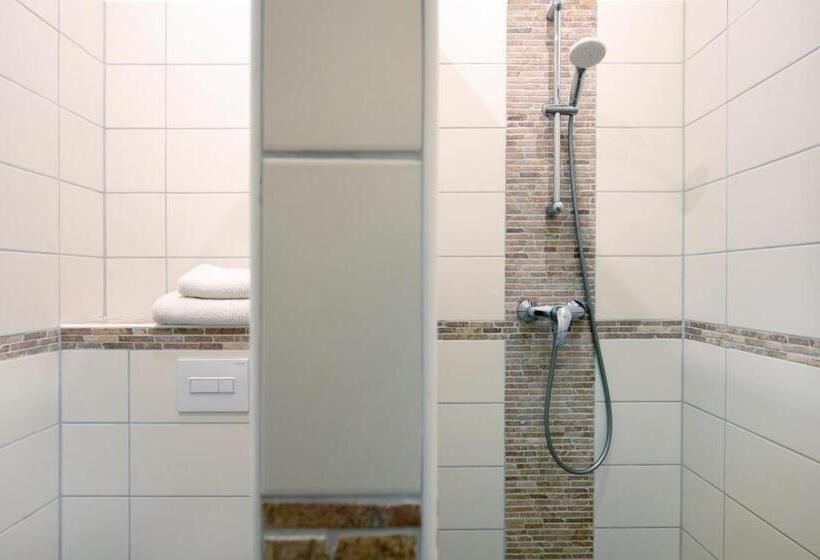 Студия Стандарт, Ferienhaus  Zum Tänzelnden Pony