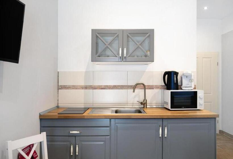 Студия Стандарт, Ferienhaus  Zum Tänzelnden Pony