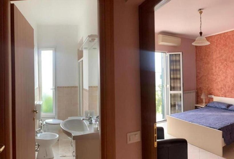 חדר סופריור לארבעה, Beb Ligo