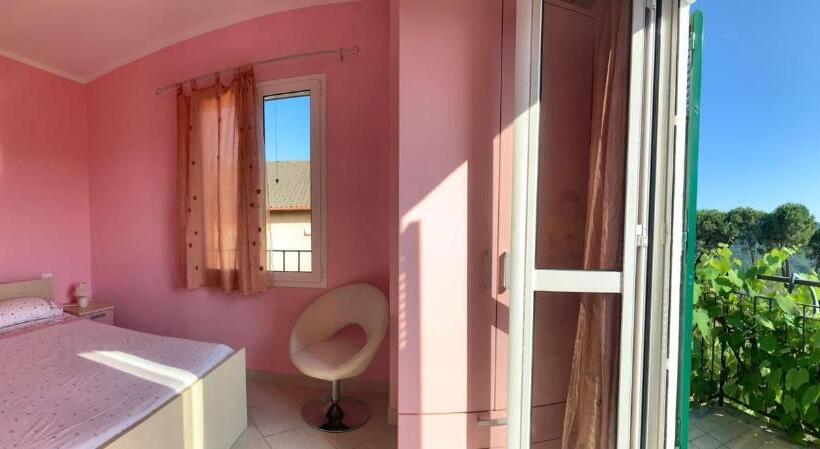 חדר סטנדרט לשלושה, Beb Ligo