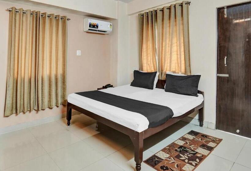 Triple Classic Room, Oyo Nineteen Degree