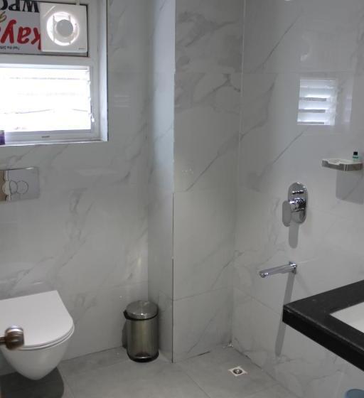 اتاق استاندارد, The Rosewood   Berries Group