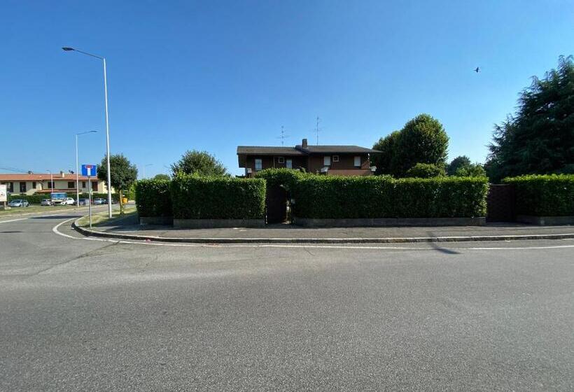 וילה בת 3 חדרי שינה, Il Glicine Bianco B&b