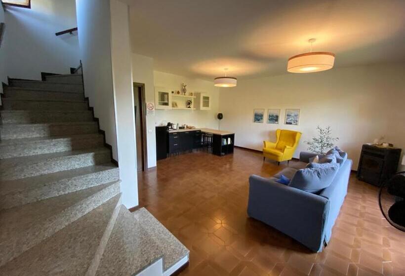 וילה בת 3 חדרי שינה, Il Glicine Bianco B&b