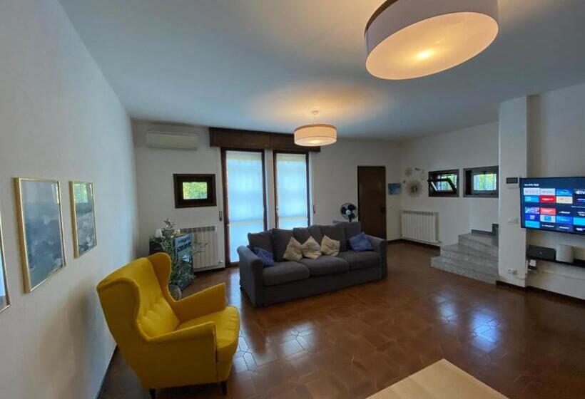 ویلای 3 خوابه, Il Glicine Bianco B&b