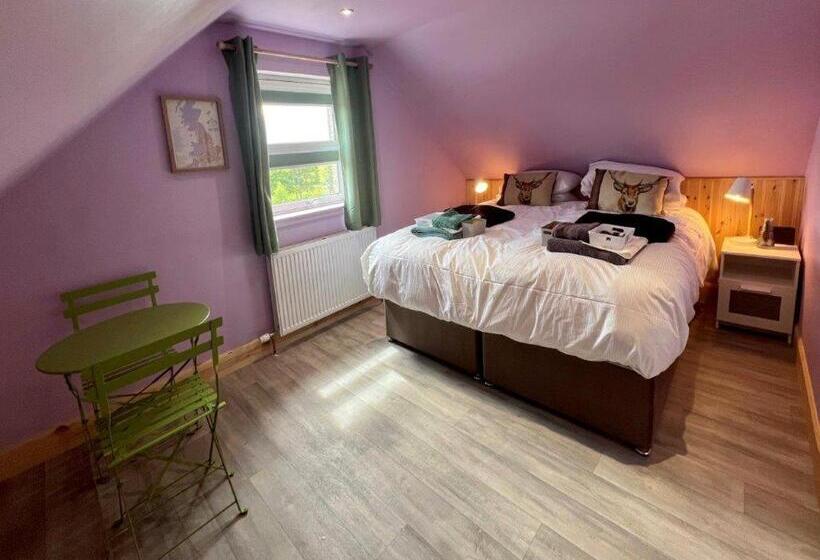 Номер Стандарт Вид на Сад, Endeavour Guest House