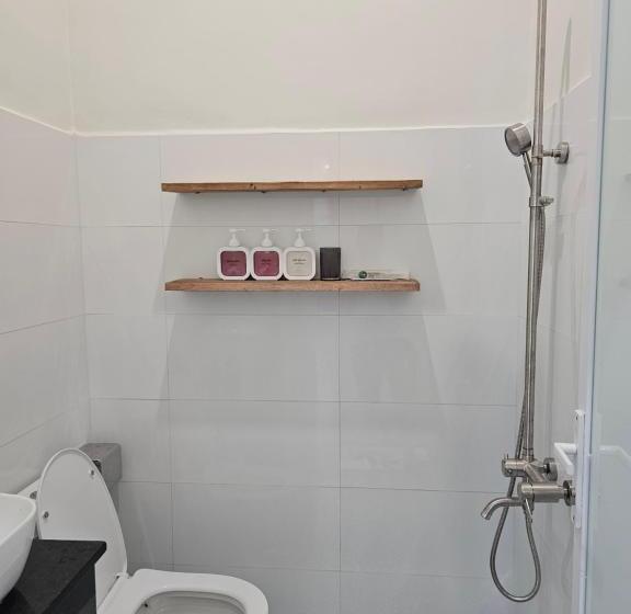 اتاق استاندارد سه نفره, The Moon Muine Homestay