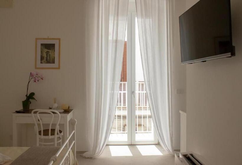 Camera Standard con Balcone, Hostuni