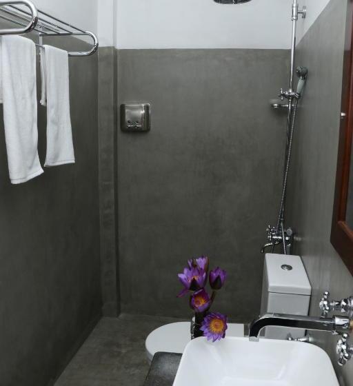 Номер Superior Кровать Кинг, Celonese Hotel & Restaurant Kandy