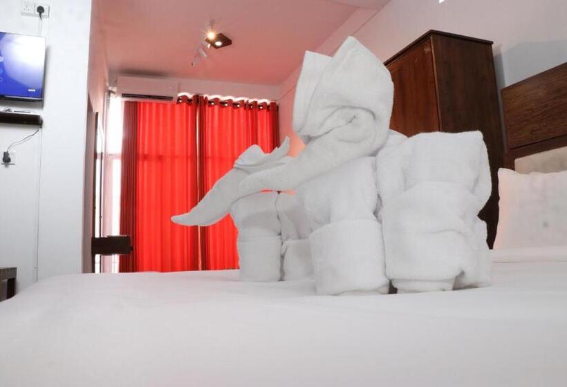 Family Suite, Celonese Hotel & Restaurant Kandy