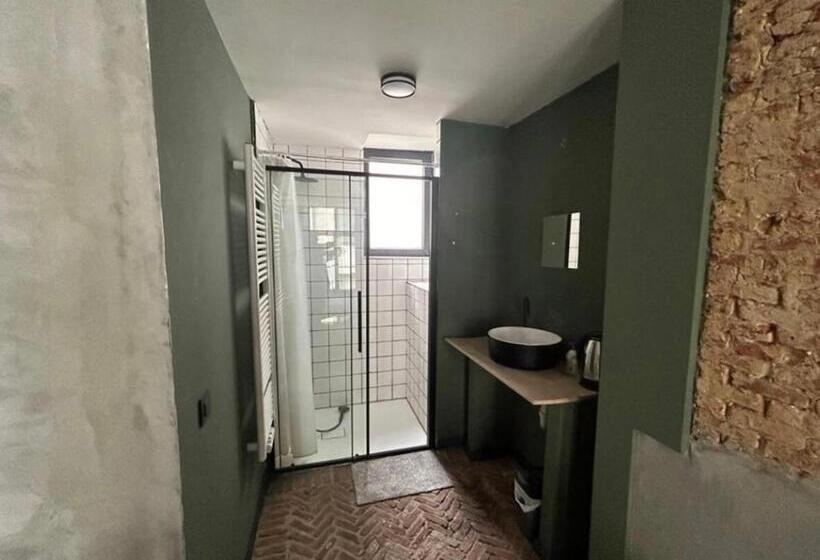 آپارتمان 1 خوابه, Cosy Room In Antwerp City