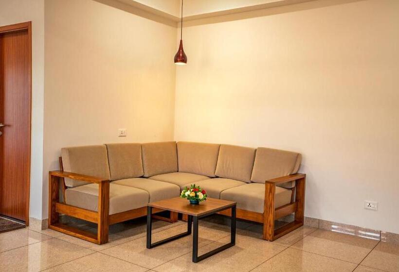 Люкс, Kumbanad Heritage