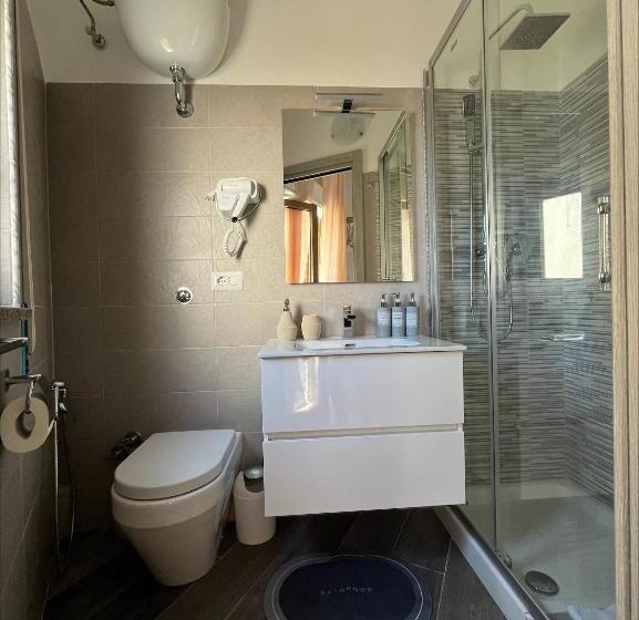 غرفة قياسية مزوَّدة بشُرفة, Belvedere Apartment