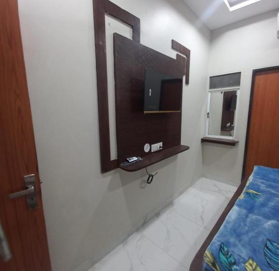 غرفة كومفورت ثلاثية, Shri Kushal Heritage